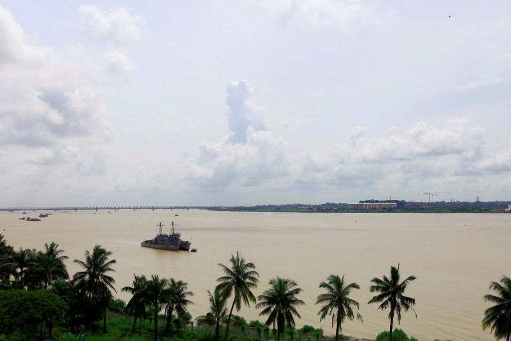 Hotel Novel Yangon Exterior foto