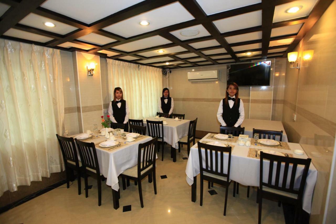 Hotel Novel Yangon Exterior foto