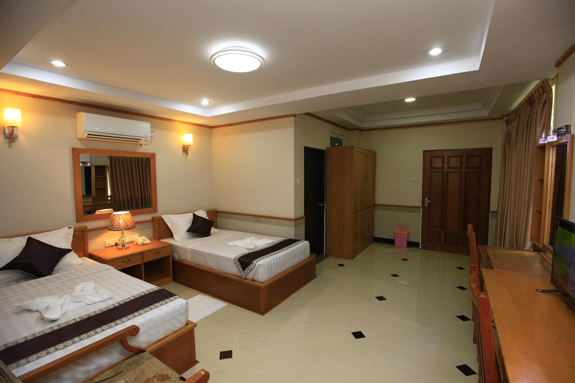 Hotel Novel Yangon Exterior foto