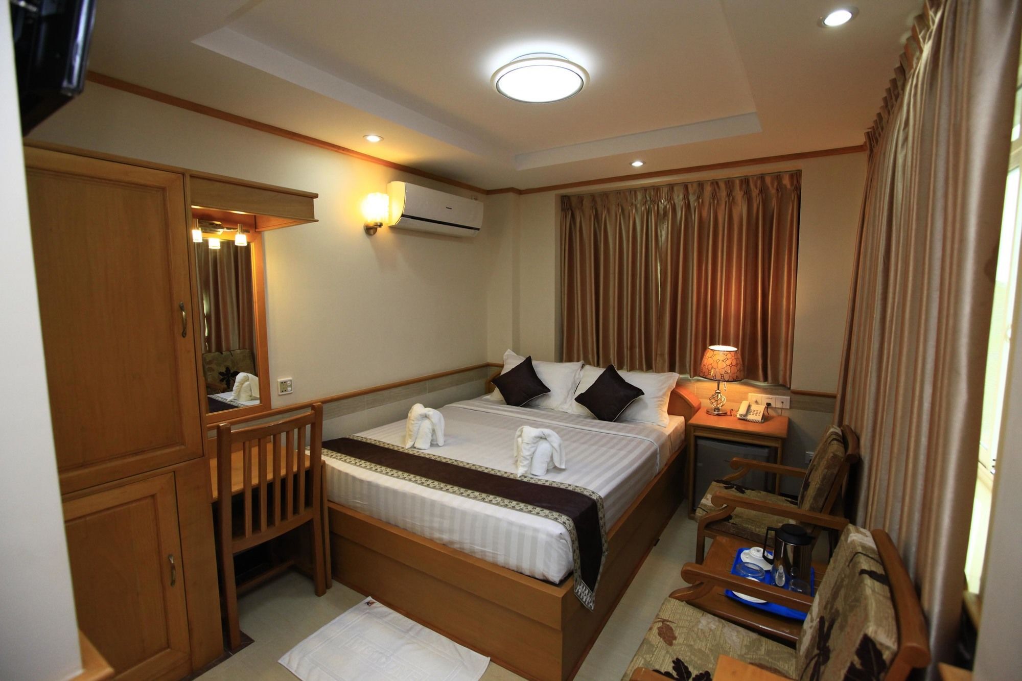 Hotel Novel Yangon Exterior foto